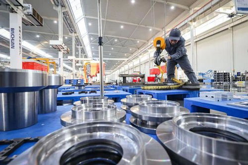 新春走基層 共享工廠 點(diǎn)亮中小企業(yè) 機(jī)器人夢